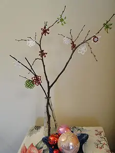 crochet-christmas-twig-tree.jpg