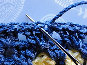 How to weave in the tail ends