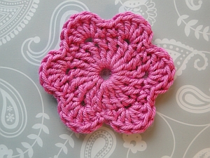 roundish flower in pink