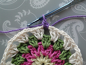 The beginning of round 5