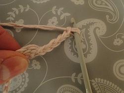 work chain normally with the two strands work chain normally with the two strands