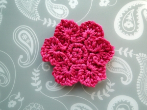 dark pink looped flower