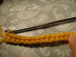 The first row of single crochet The first row of single crochet