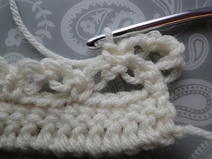 Working into the middle knot