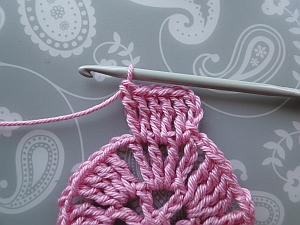 Round 3 - first set of stitches Round 3 - first set of stitches