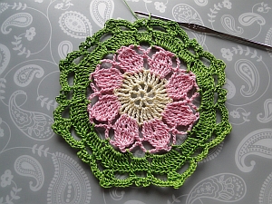 Connettori Ottagonali Vintage 2 Pezzi – Ottone Dorato Con Pietra Rosa – DIY Gioielli